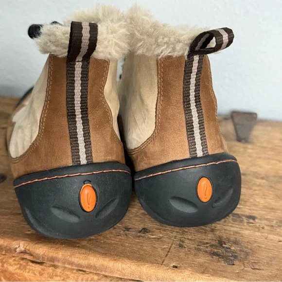 Privo Tan and Brown Winter Boots with Lace-Up Design - Picture 3 of 4